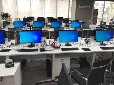 免押金办公设备租赁服务 提升企业效率与员工福祉